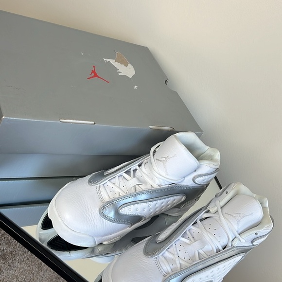 Jordan White Metallic Silver White WMNS AIR OG CW0907 100 - Size 8W NEW - Picture 10 of 10